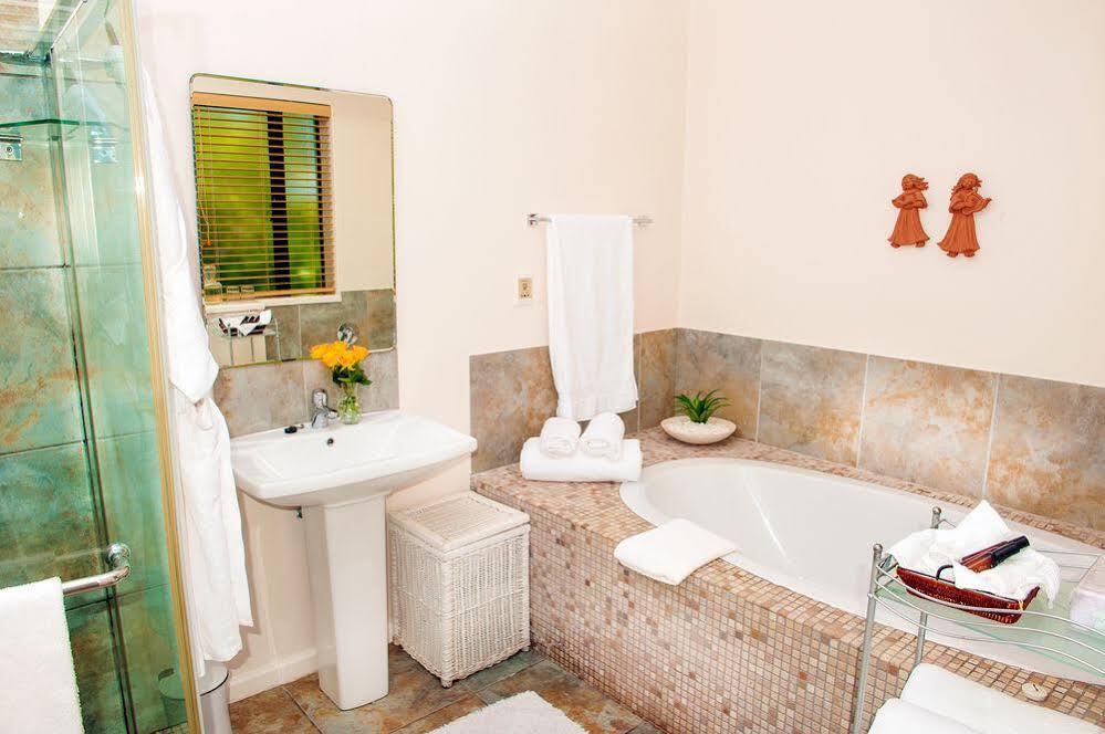 Linkside 2 Self-Catering Hotel Mossel Bay Ngoại thất bức ảnh